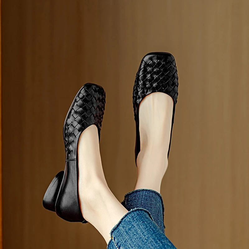Black / 43
